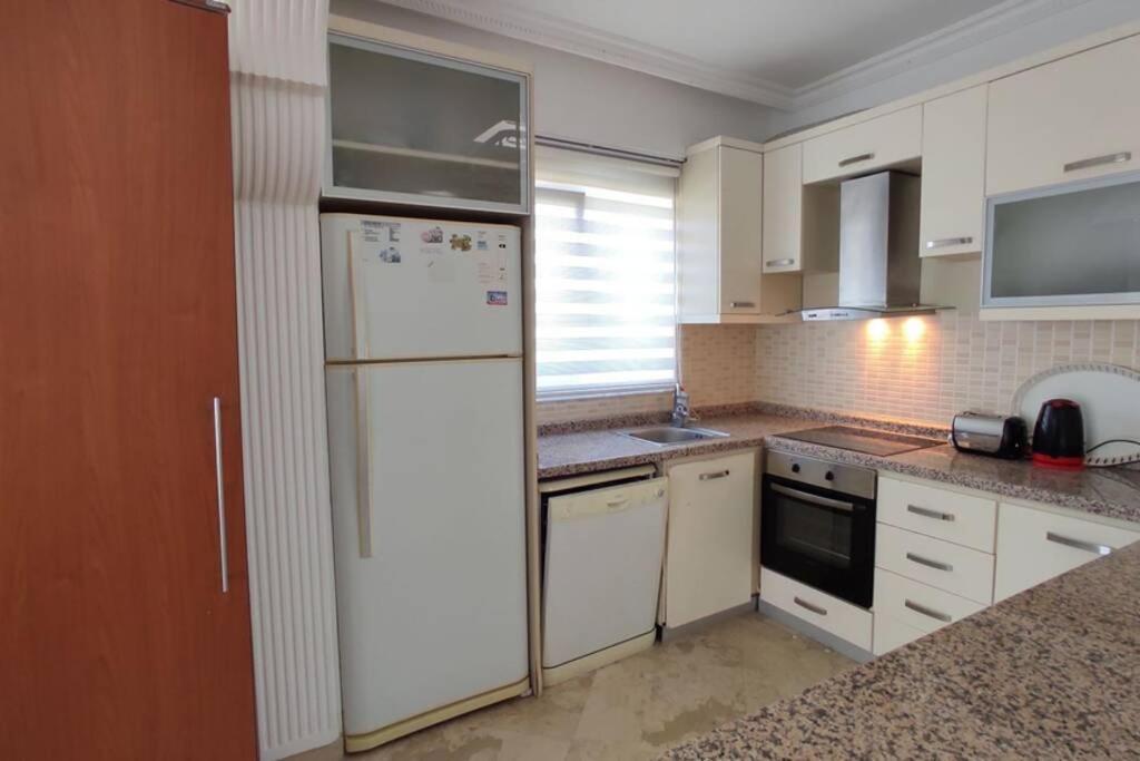 Apartment Sunny Duplex In King Selene *